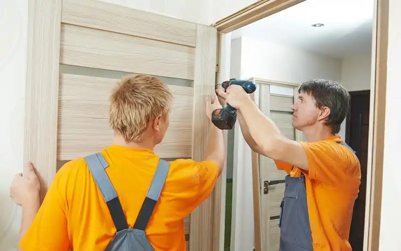 Installation de portes intérieures